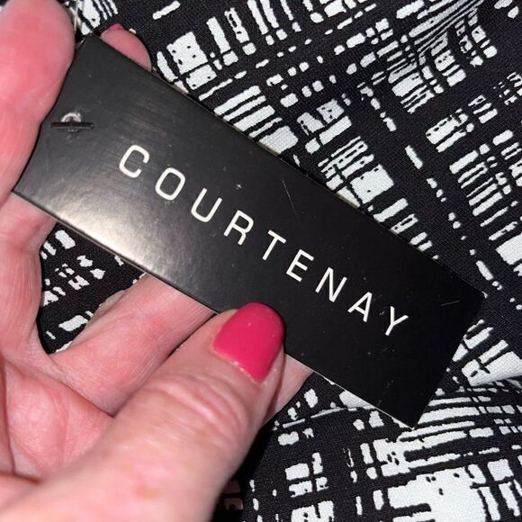 Courtenay black & white pull-in pants 16W NWT - Picture 7 of 8